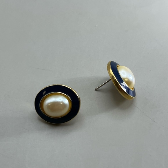 Gold and Blue Chain Necklace with Earrings - Picture 5 of 5